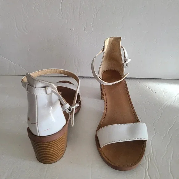 Zara Trafaluc white sandals sz.38 - Picture 4 of 7